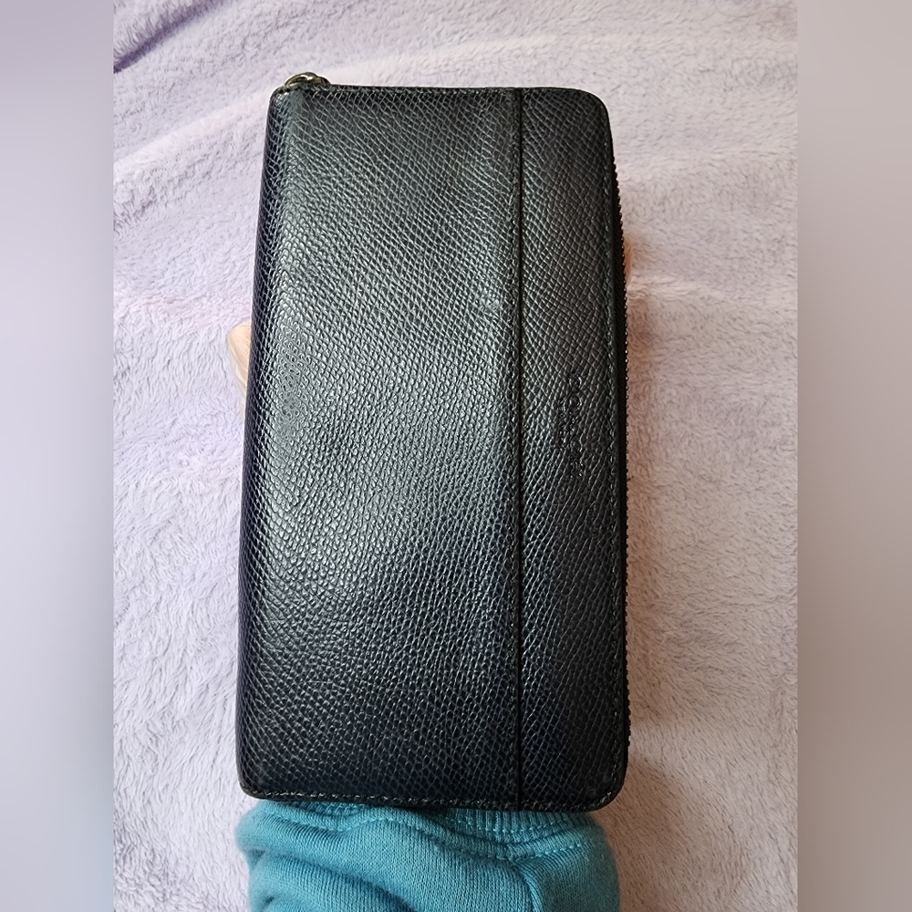 Coach Long Zippy Wallet